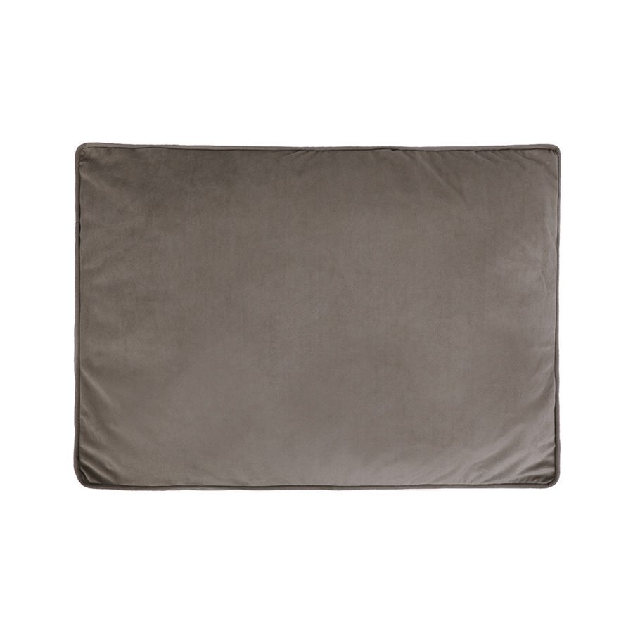 Dog house & pad & mats